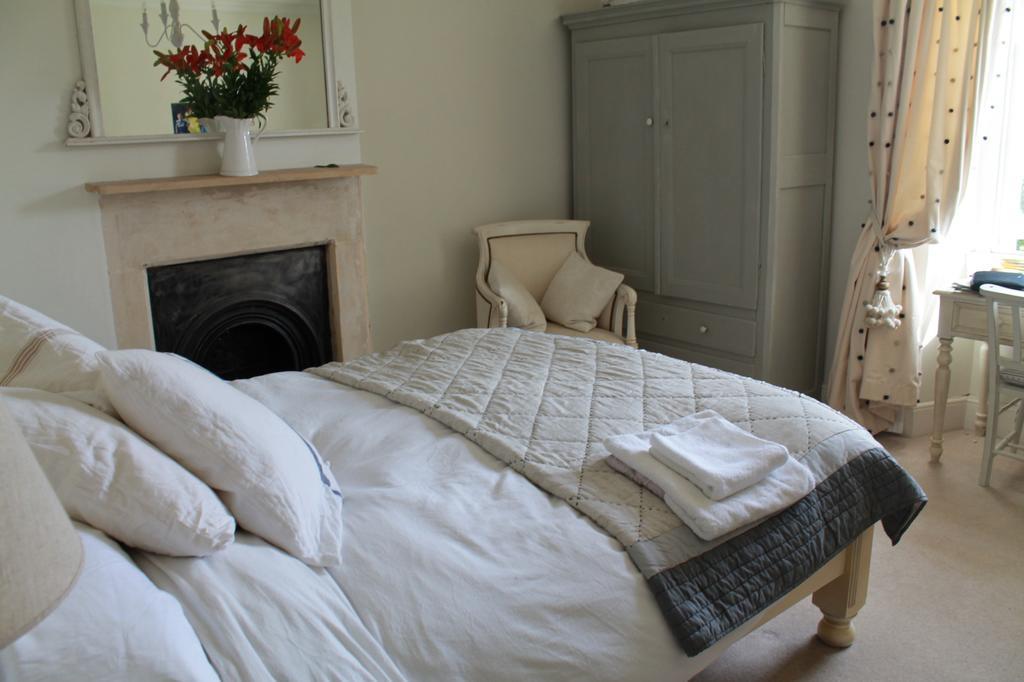 Roundhill Farmhouse Kelston Δωμάτιο φωτογραφία