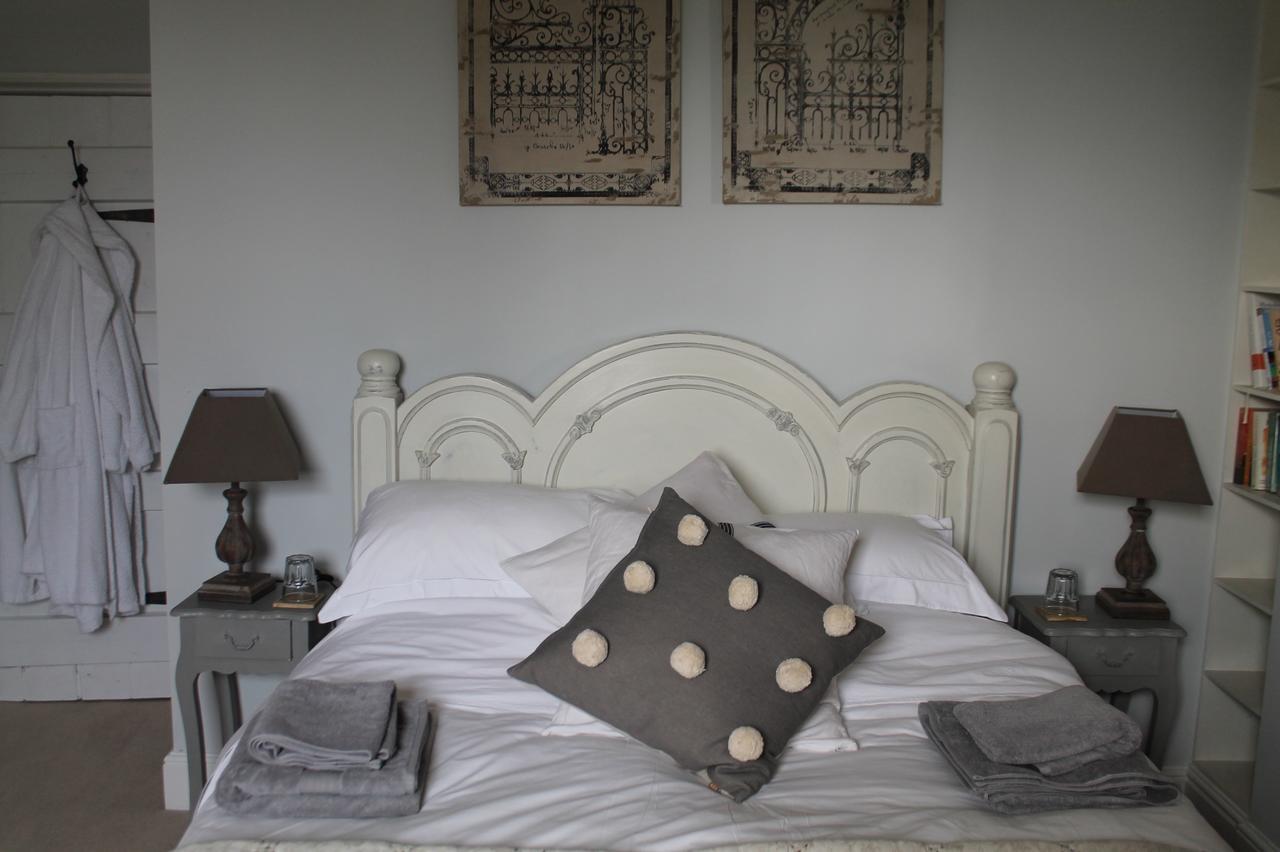 Roundhill Farmhouse Kelston Εξωτερικό φωτογραφία